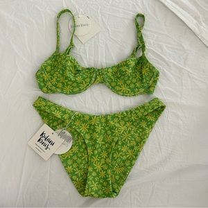 NWT Kulani Kinis bikini in Banana Cabana XS
